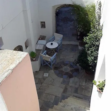 Guest house Pitsinades *