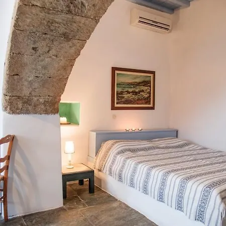 Guest house Pitsinades Aroniadika